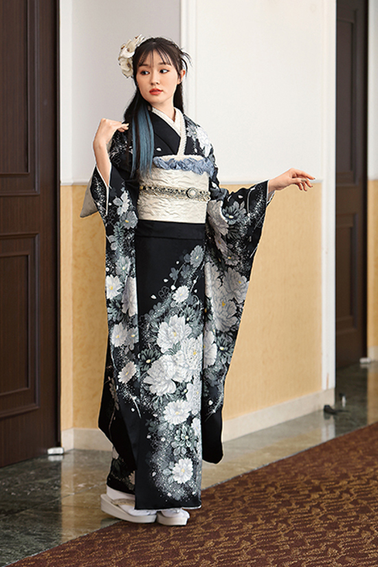collection | FURISODE MIKUNI | 振袖ミクニ | 熊本で成人式の